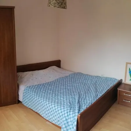 Mikes Near The Sea Garden Апартаменты Бургас